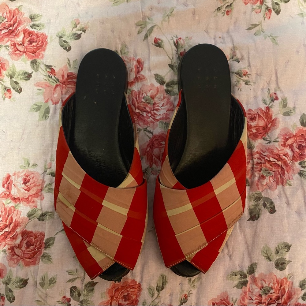 Trademark silk slides, size 36 (US 6)